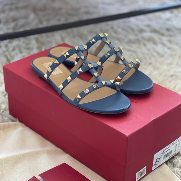 *sold* Valentino Rockstud Cage Sandals - Picture 1 of 8